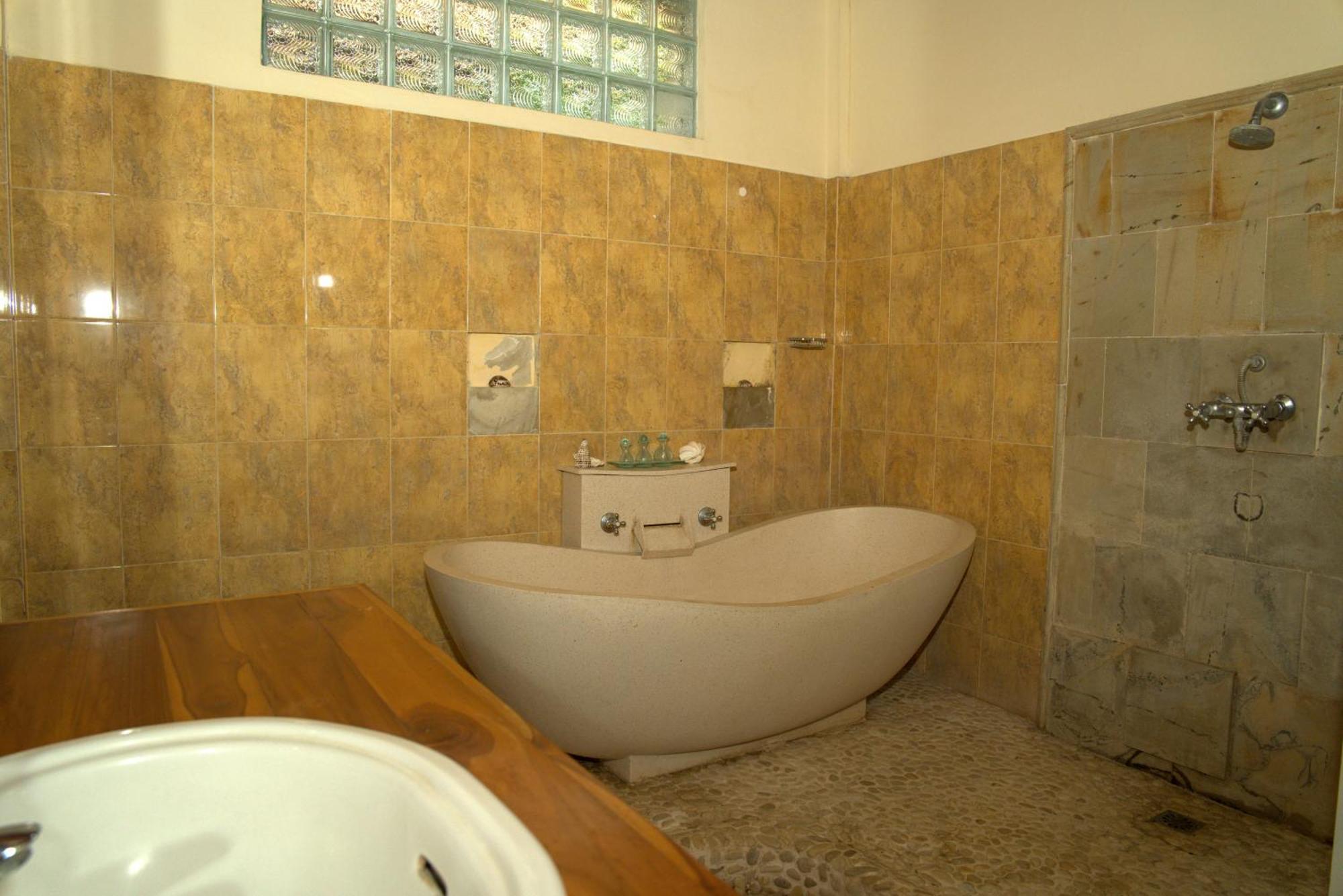 Sha San Gar Villa *